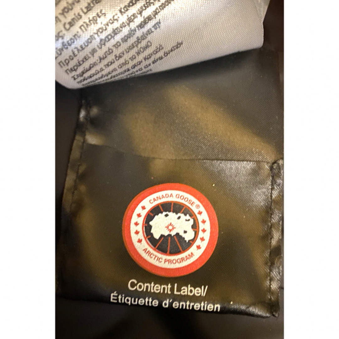 CANADA GOOSE(カナダグース)のカナダグース　Canada goose  パーカー　メンズ　XXL ホワイト メンズのジャケット/アウター(ダウンジャケット)の商品写真