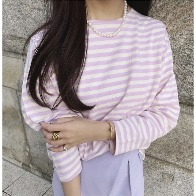 SNIDEL(スナイデル)の専用　ヘヨン　hyeon ボーダートップスのみ レディースのトップス(Tシャツ(長袖/七分))の商品写真