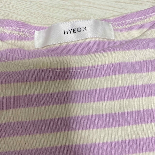 SNIDEL(スナイデル)の専用　ヘヨン　hyeon ボーダートップスのみ レディースのトップス(Tシャツ(長袖/七分))の商品写真