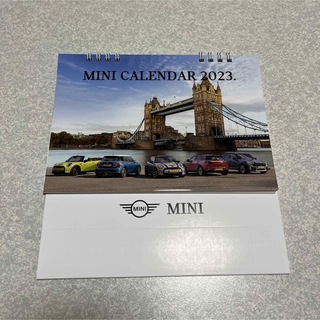 ビーエムダブリュー(BMW)のMINI  ミニクーパー卓上カレンダー2023年(カレンダー/スケジュール)
