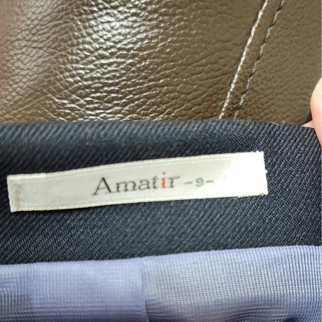 新品未使用　レディース　ジャケット　　9号　Amatir 　事務服　制服 レディースのジャケット/アウター(テーラードジャケット)の商品写真