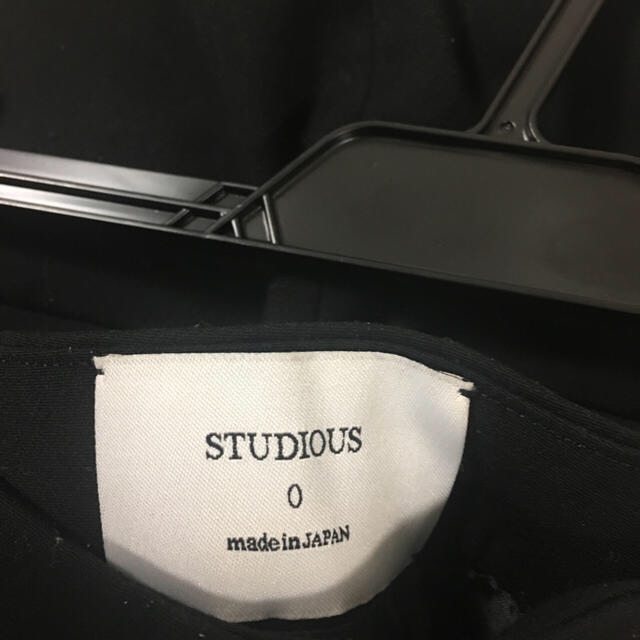 STUDIOUS(ステュディオス)の●美品 STUDIOUS  ショートパンツ ブラック レディースのパンツ(ショートパンツ)の商品写真