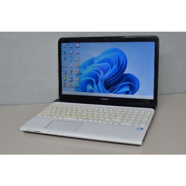 Sony SVE15123CJW Pentium/メモリ4GB/HDD750GB