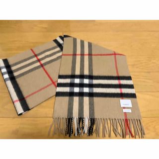 バーバリー(BURBERRY)のBURBERRY　バーバリー　マフラー　カシミア100％ ベージュ　未使用に近い(マフラー/ショール)