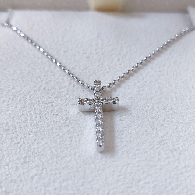 ヴァンドーム青山 ダイヤモンド クロスネックレス K18WG(18金 ホワイトゴールド) 十字架