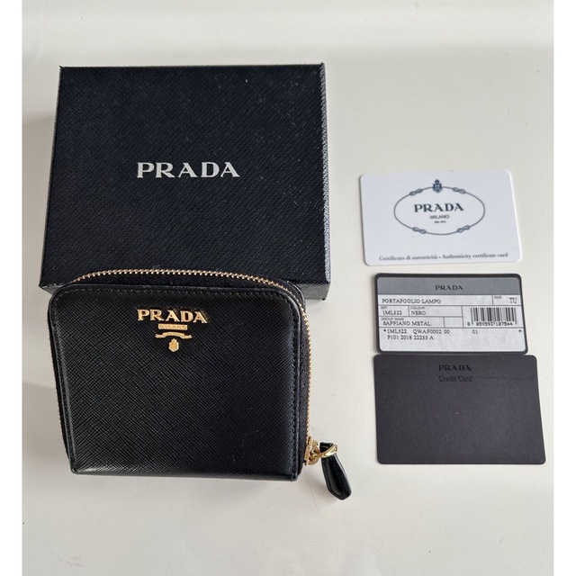 PRADAサフィアーノレザー 二つ折財布-