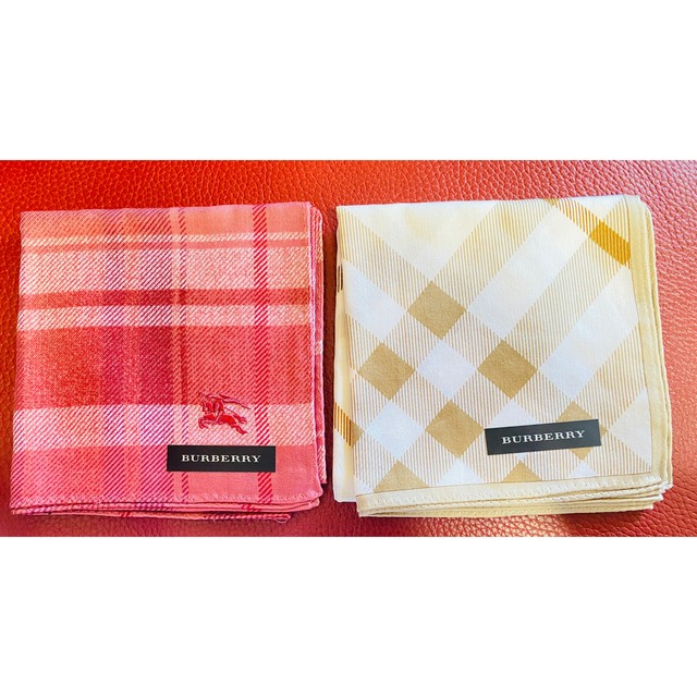 BURBERRY(バーバリー)のバーバリー　大判ハンカチ　2枚 ハンドメイドのファッション小物(ハンカチ/バンダナ)の商品写真