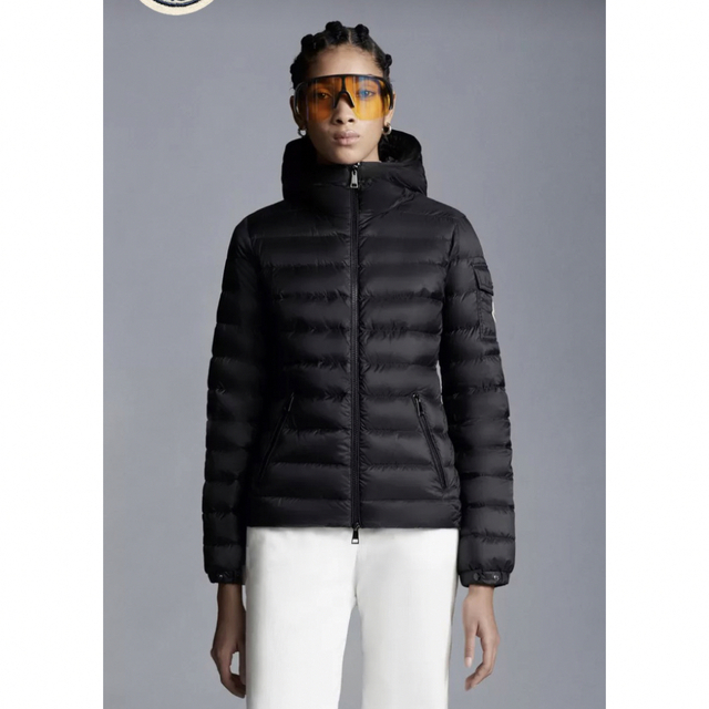 即日発送】 MONCLER 国内完売 ライトダウン モンクレール bles