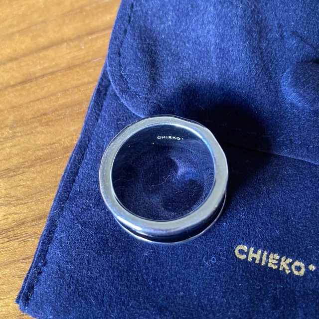 chieko +チエコ　Lulu ring シルバー✖️ブラック　完売品 レディースのアクセサリー(リング(指輪))の商品写真