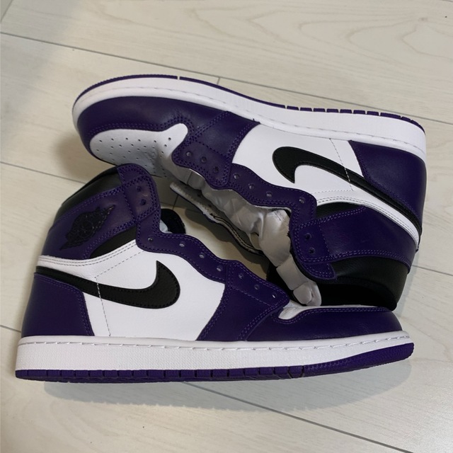 NIKE(ナイキ)の格安　JORDAN 1 COURT PURPLE ジョーダン　コートパープル メンズの靴/シューズ(スニーカー)の商品写真