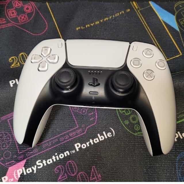 PlayStation(プレイステーション)のPS5 DualSenseワイヤレスコントローラ エンタメ/ホビーのゲームソフト/ゲーム機本体(その他)の商品写真