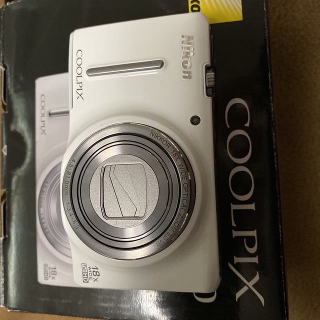 Nikon コンパクトデジタルカメラ COOLPIX Style COOLPIXホワイト光学ズーム倍率