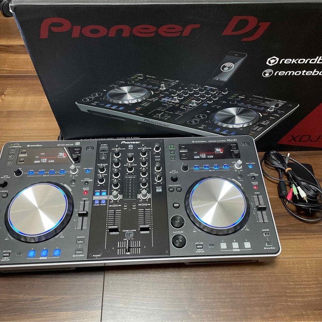 大人気新品 Pioneer - 動作確認済み Pioneer XDJ-R1 DJコントローラー