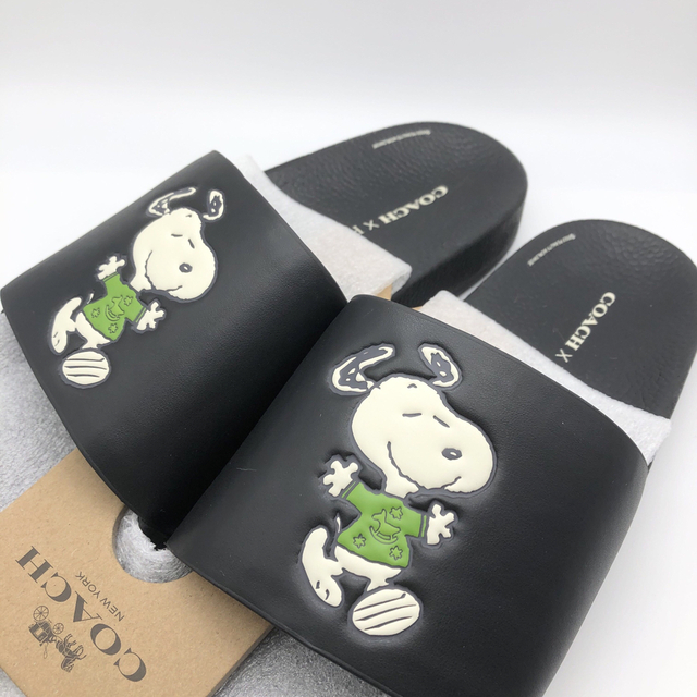 【COACH X PEANUTS】新品！スライド スヌーピー！サンダル！メンズ！