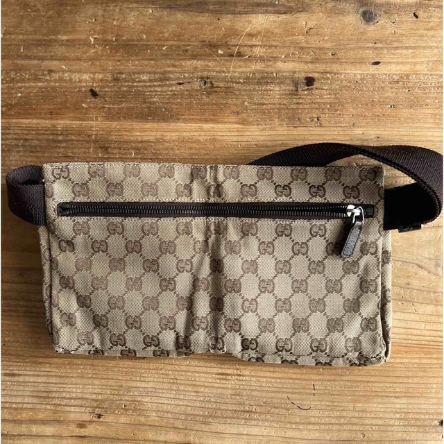 Gucci(グッチ)の美品 グッチ GGキャンバス ボディバッグ ウエストポーチ  レディースのバッグ(ボディバッグ/ウエストポーチ)の商品写真