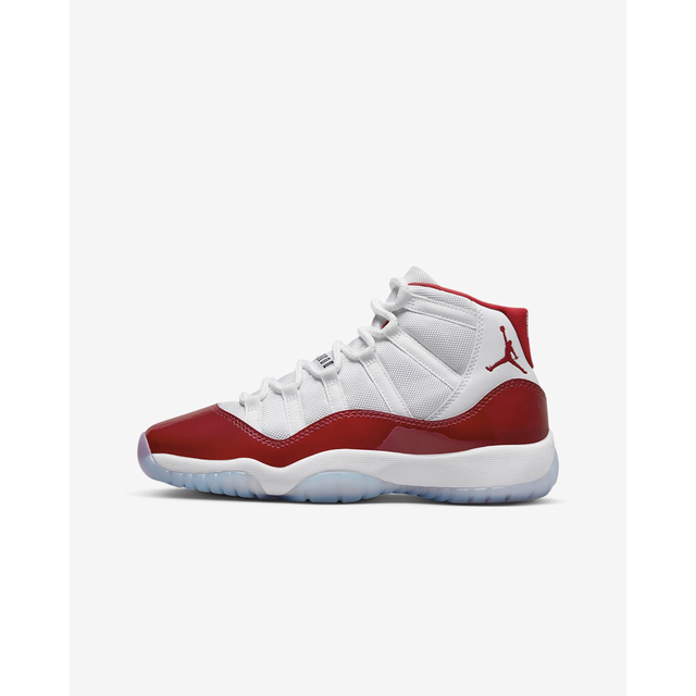 AIR JORDAN11 レトロ ロー Varsity Red