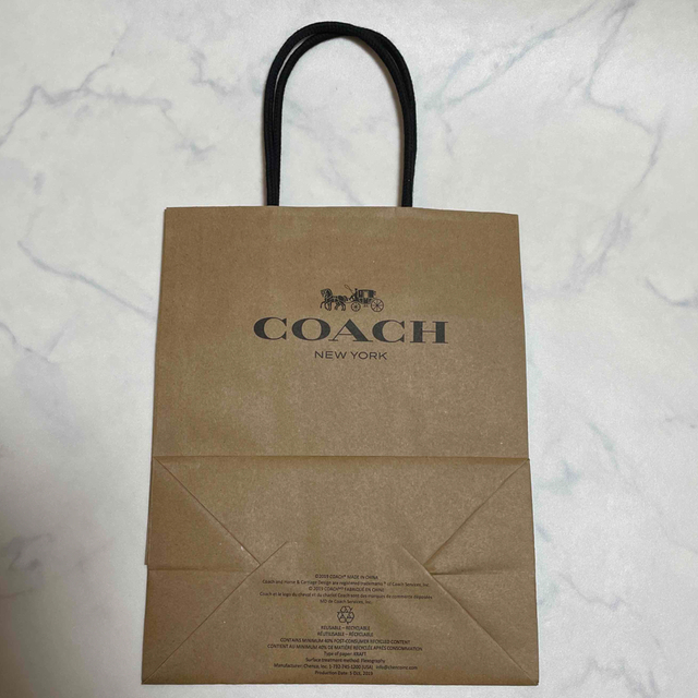 COACH(コーチ)のCOACH 未使用品　コーチ  紙袋　ギフトボックス レディースのバッグ(ショップ袋)の商品写真