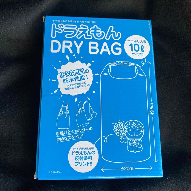 ドラえもん　DRY BAG 10ℓ エンタメ/ホビーのおもちゃ/ぬいぐるみ(キャラクターグッズ)の商品写真