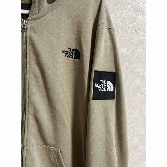 THE NORTH FACE(ザノースフェイス)のあおちん様専用　ノースフェイス zipパーカー  メンズXXL  ベージュ メンズのトップス(パーカー)の商品写真