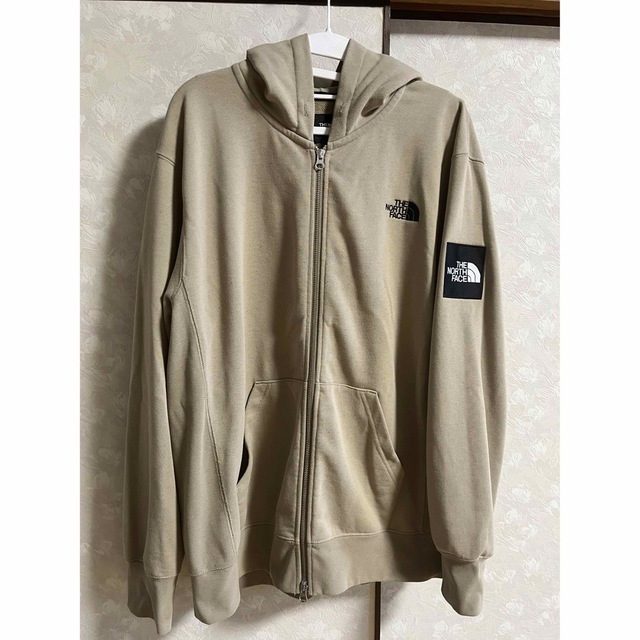 THE NORTH FACE(ザノースフェイス)のあおちん様専用　ノースフェイス zipパーカー  メンズXXL  ベージュ メンズのトップス(パーカー)の商品写真