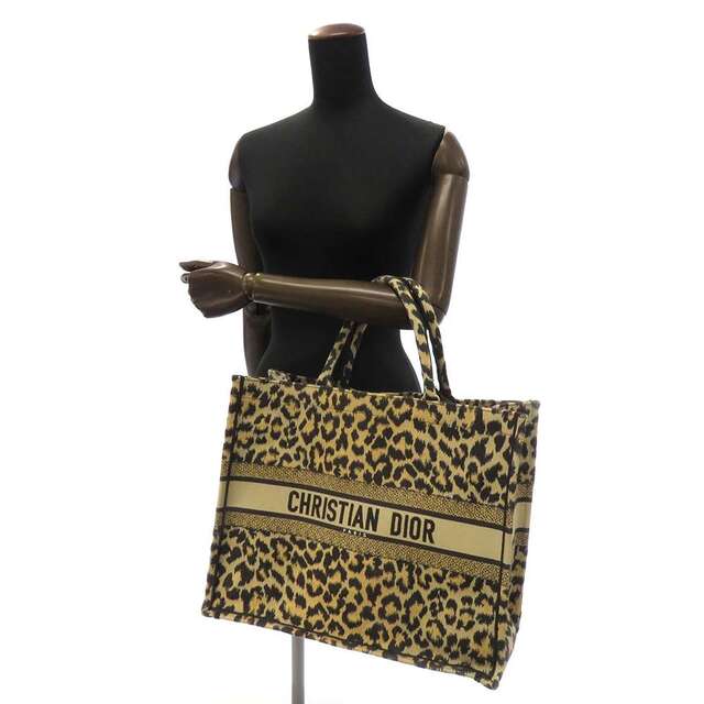 Dior(ディオール)のクリスチャン・ディオール トートバッグ ブックトート レオパード Mizza エンブロイダリー M1286ZRHM_M918 レディースのバッグ(トートバッグ)の商品写真