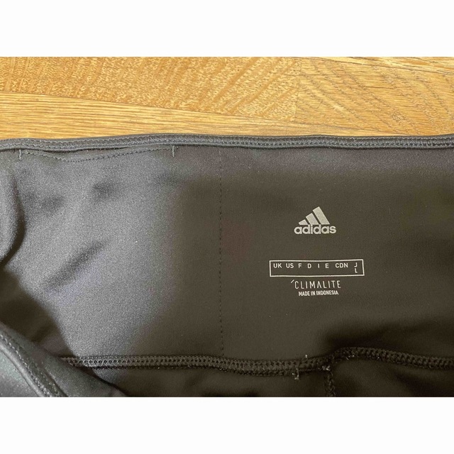 adidas(アディダス)のadidasレディースLサイズ レディースのレッグウェア(レギンス/スパッツ)の商品写真