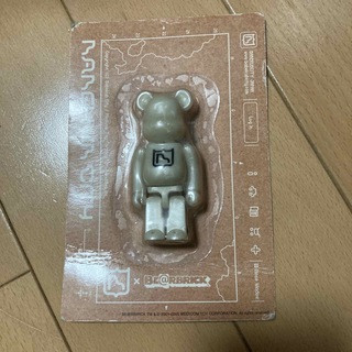 メディコムトイ(MEDICOM TOY)のBE@RBRICK BABEKUBCITY 年賀状　100% ベアブリック(フィギュア)