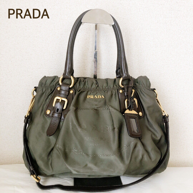 PRADA プラダトートバックレタリングロゴ カーキ ナイロン カード付きainaファッション