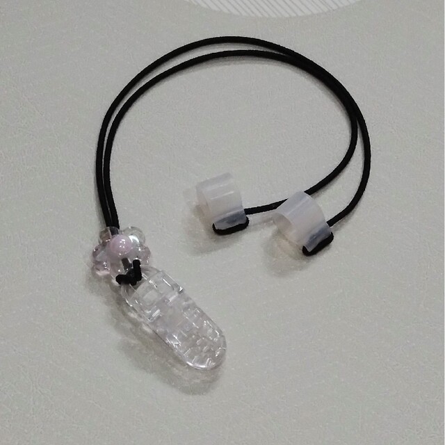 補聴器ストラップ シンプル フラワー - キッズ/ベビー