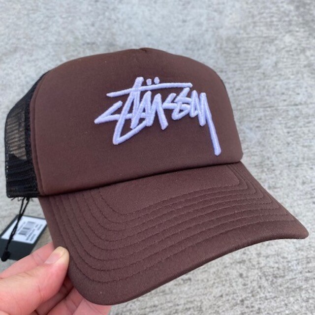 [海外限定] Stussy フォントロゴ スナップバックメッシュキャップ