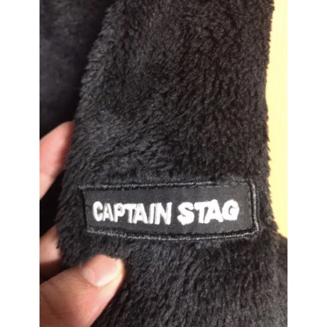 CAPTAIN STAG(キャプテンスタッグ)の黒 新品未使用タグ付 CAPTAIN STAG フリース  ボア ノーカラー メンズのジャケット/アウター(ノーカラージャケット)の商品写真