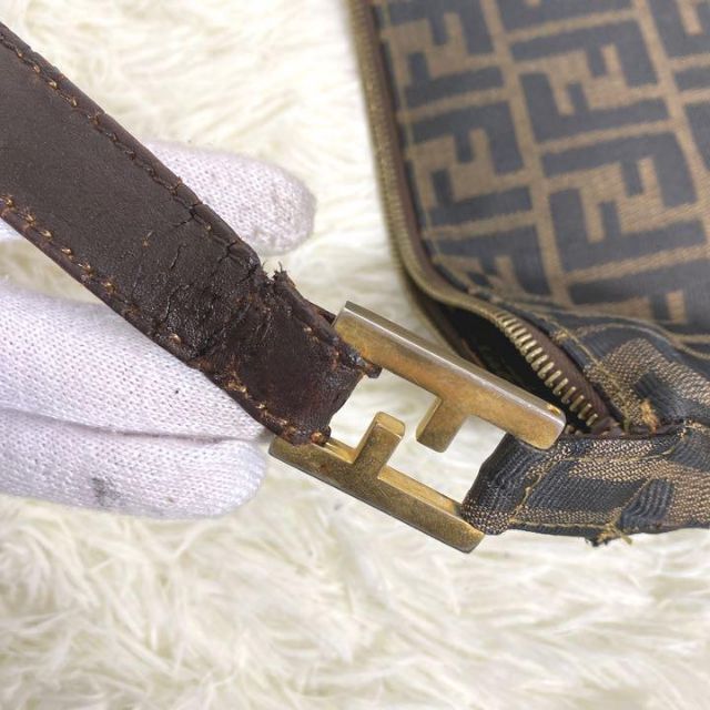 【超希少】FENDI ズッカ柄 ワンショルダー FF金具 キャンバス