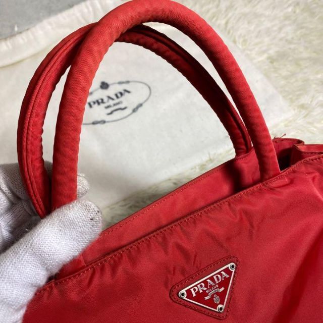 超美品】PRADA テスートナイロン ハンドバッグ 希少色 レッド 三角ロゴ-