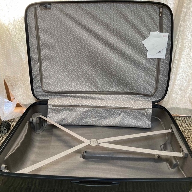 Samsonite(サムソナイト)の新品★サムソナイト コスモライト スピナー 86 144L スーツ 最大級 濃紺 メンズのバッグ(トラベルバッグ/スーツケース)の商品写真