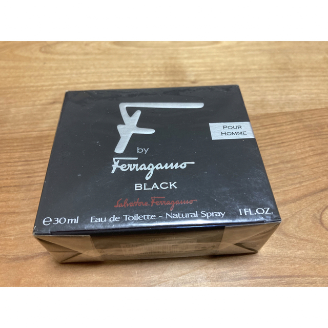 Salvatore Ferragamo(サルヴァトーレフェラガモ)のサルヴァトーレ フェラガモ エフ バイ フェラガモ プールオム ブラック  香水 コスメ/美容の香水(香水(男性用))の商品写真