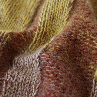 amachi. Vertical Gradation Knit アマチ