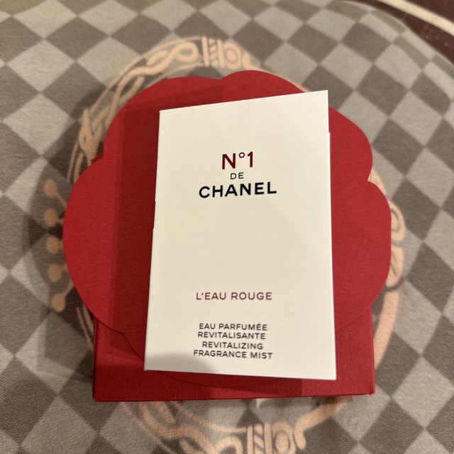 CHANEL(シャネル)のCHANEL  ロールージュ　ボディミスト コスメ/美容のボディケア(ボディローション/ミルク)の商品写真