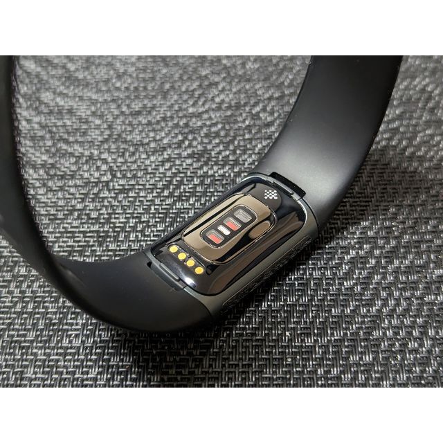 Google(グーグル)のFitbit charge 5 メンズの時計(その他)の商品写真