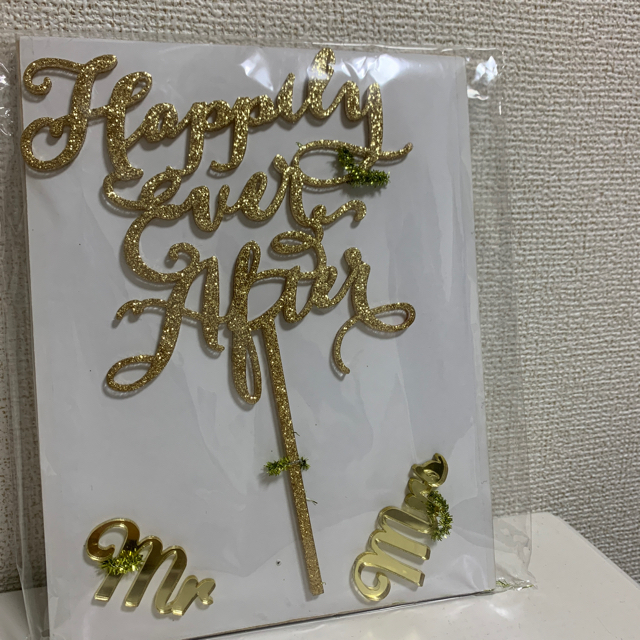 ケーキトッパー　happily ever after ハンドメイドのウェディング(その他)の商品写真