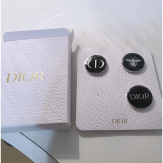 クリスチャンディオール(Christian Dior)のディオール♡ピンバッジ3点(バッジ/ピンバッジ)