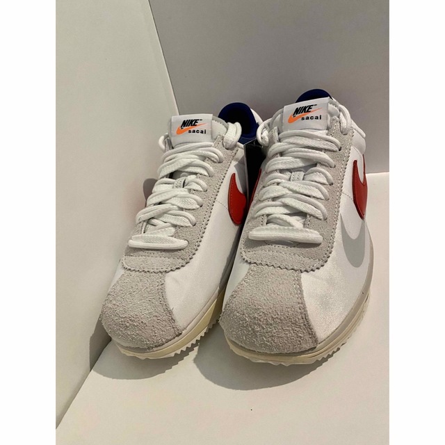 NIKE(ナイキ)の☆日曜まで限定価格☆sacai × Nike Zoom Cortez メンズの靴/シューズ(スニーカー)の商品写真