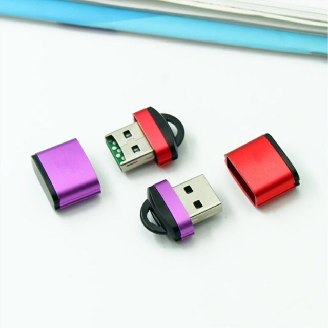 ♪micro SD USB2.0 カードリーダー 変換アダプター グリーン スマホ/家電/カメラのPC/タブレット(PC周辺機器)の商品写真