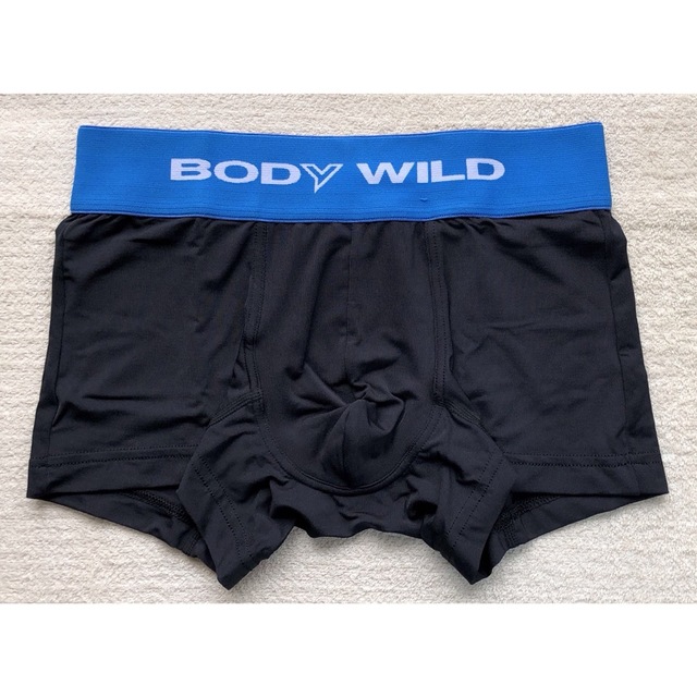 BODY WILD ボクサーパンツ Ｍサイズ ブラック＆カラフル＆ネイビー 3枚 メンズのアンダーウェア(ボクサーパンツ)の商品写真