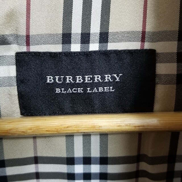 BURBERRY BLACK LABEL(バーバリーブラックレーベル)のバーバリーブラックレーベル　ダウン メンズのジャケット/アウター(ダウンジャケット)の商品写真