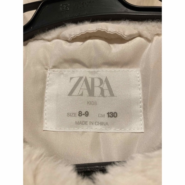 ZARA KIDS(ザラキッズ)のZARA ザラキッズ フェイクファーベスト キッズ/ベビー/マタニティのキッズ服女の子用(90cm~)(その他)の商品写真