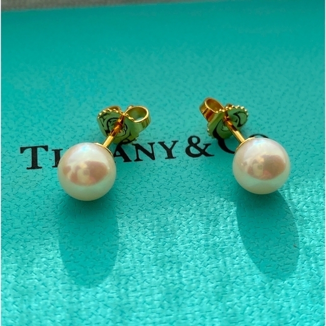 Tiffany & Co.(ティファニー)のmecako様　美品tiffanyパールk18ゴールドピアス レディースのアクセサリー(ピアス)の商品写真