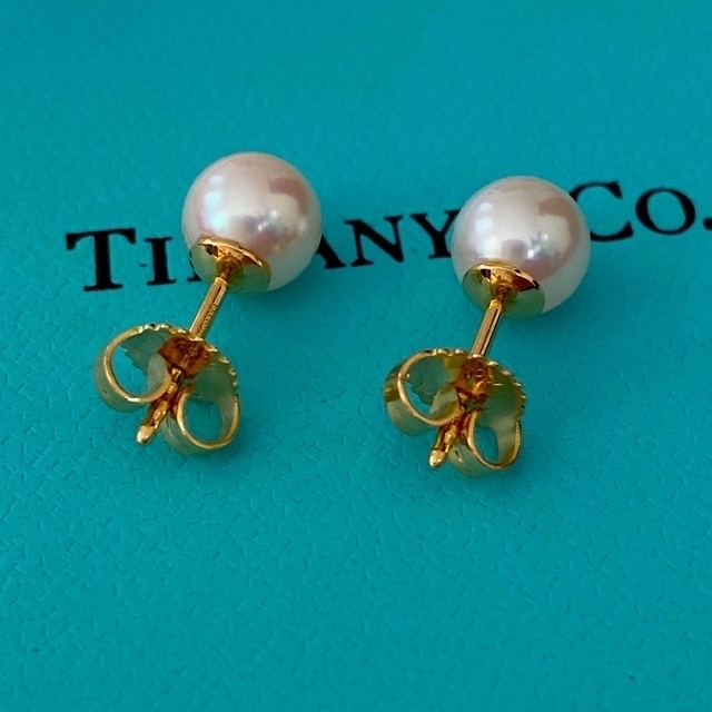 Tiffany & Co.(ティファニー)のmecako様　美品tiffanyパールk18ゴールドピアス レディースのアクセサリー(ピアス)の商品写真