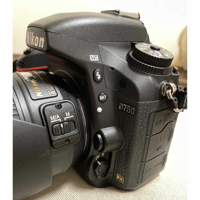 Nikon(ニコン)のNikon D750 + 35mm f1.8 スマホ/家電/カメラのカメラ(デジタル一眼)の商品写真