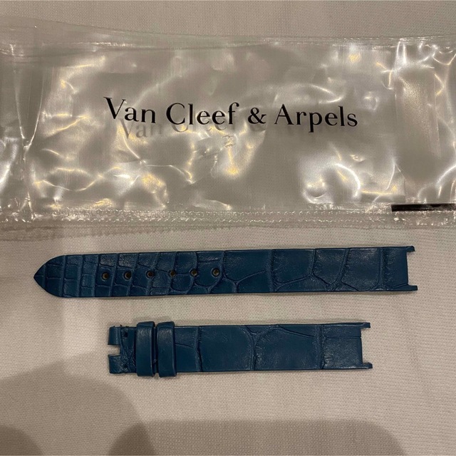 Van Cleef & Arpels(ヴァンクリーフアンドアーペル)の【mai様専用】 レディースのファッション小物(腕時計)の商品写真