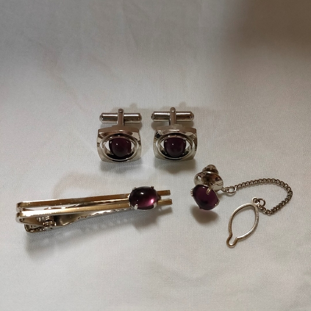 お気に入りの 昭和レトロ アクセサリージャンク品まとめ売り ブローチ